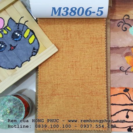 rem-cua-cao-cap-man-cua-gia-re-quan3-tphcm4-min